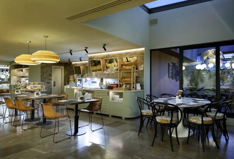 호텔 Barcelo  Oviedo Cervantes