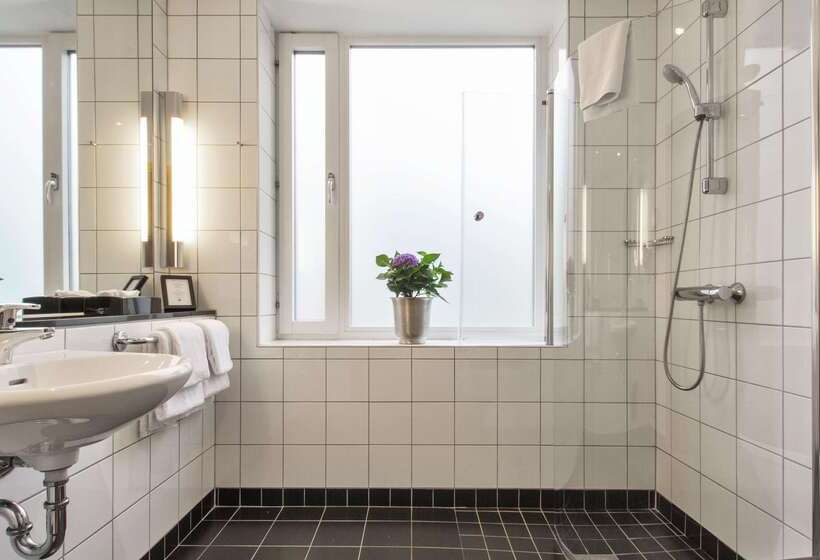 בית מלון כפרי Best Western Plus Time