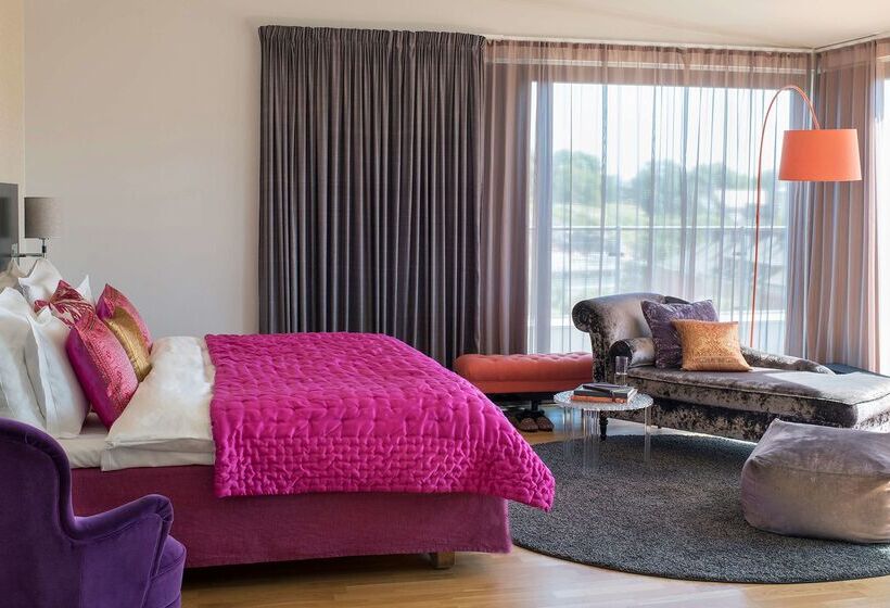 בית מלון כפרי Best Western Plus Time