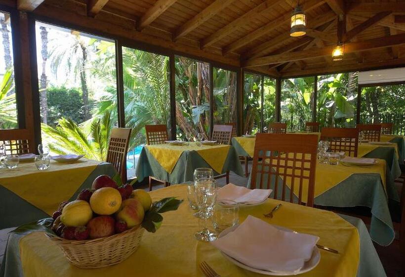 ホテル Borgo Verde