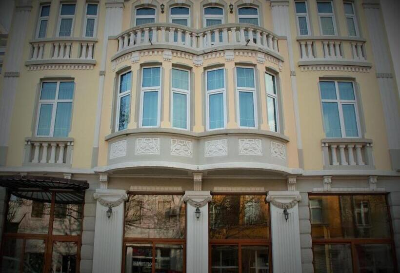 Family Hotel Chiplakoff