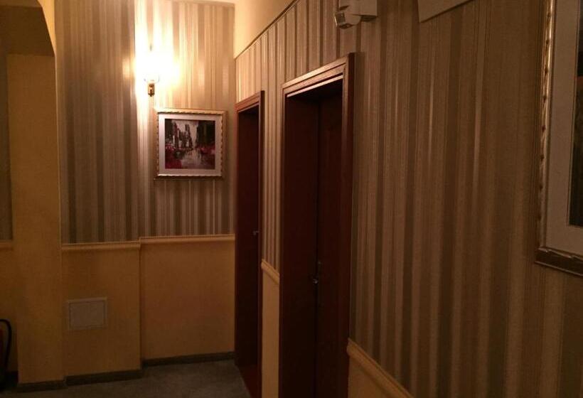 Family Hotel Chiplakoff