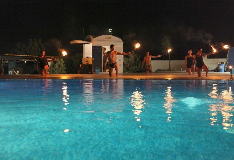 호텔 Club Cala Longa