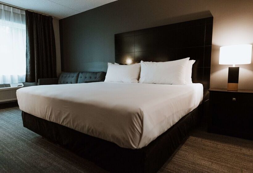 ホテル Coast Nisku Inn & Conference Centre