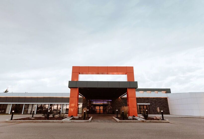 בית מלון כפרי Coast Nisku Inn & Conference Centre
