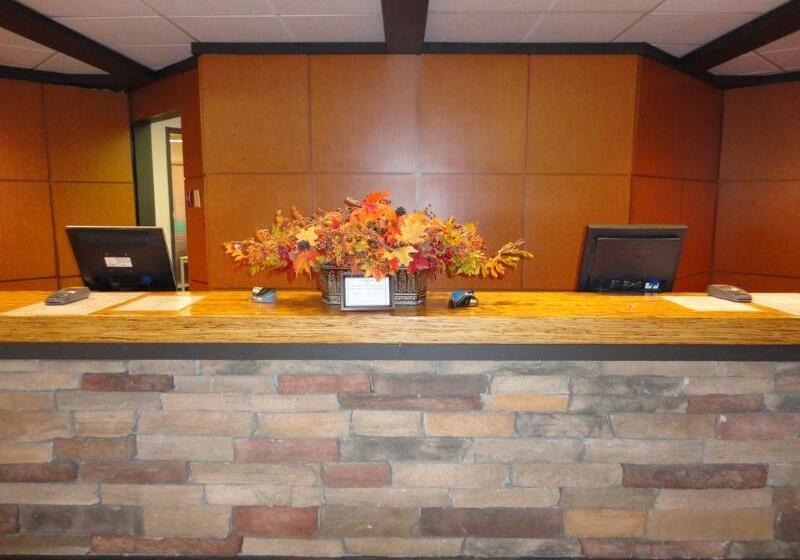 ホテル Coast Nisku Inn & Conference Centre