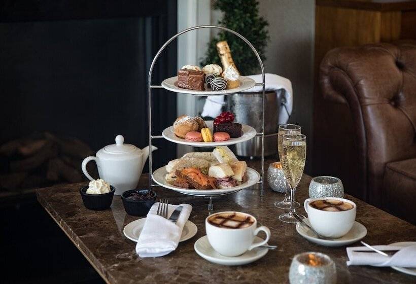 فندق Cork International