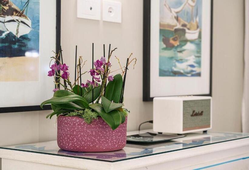 בית מלון כפרי Costa Del Capitano Seaside Villas