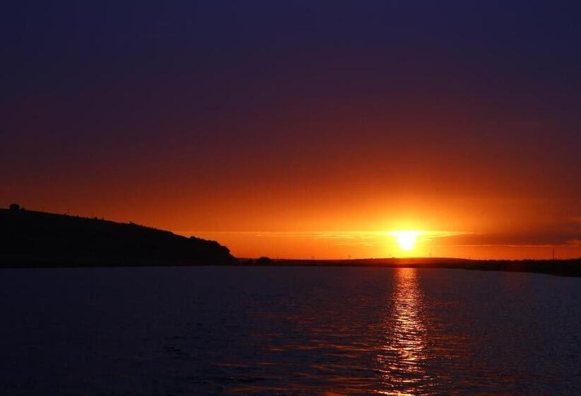 فندق Delta Nature Resort