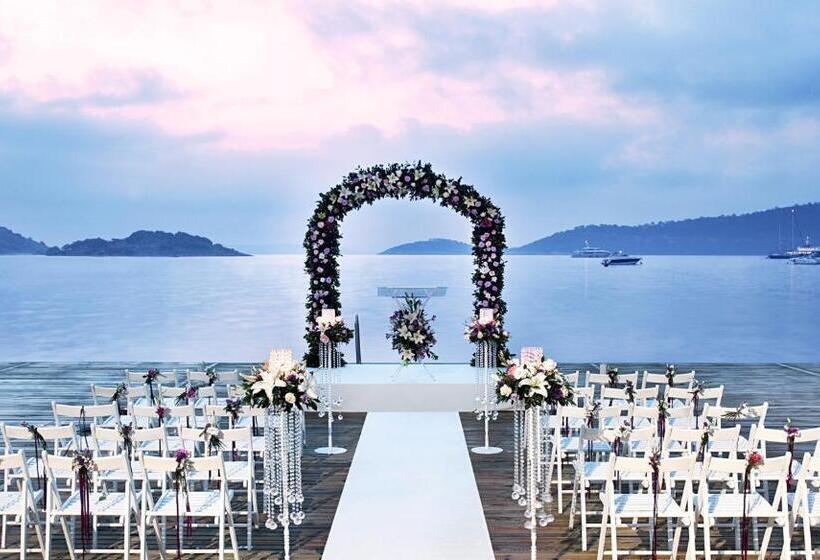 هتل Divan Bodrum Palmira