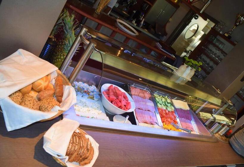 هتل Drachenwand   Mondsee