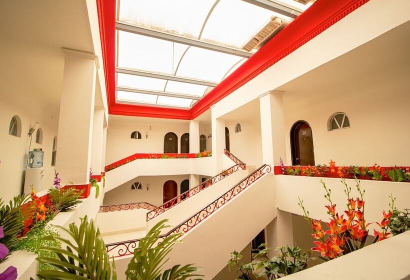 Отель El Español Centro Histórico