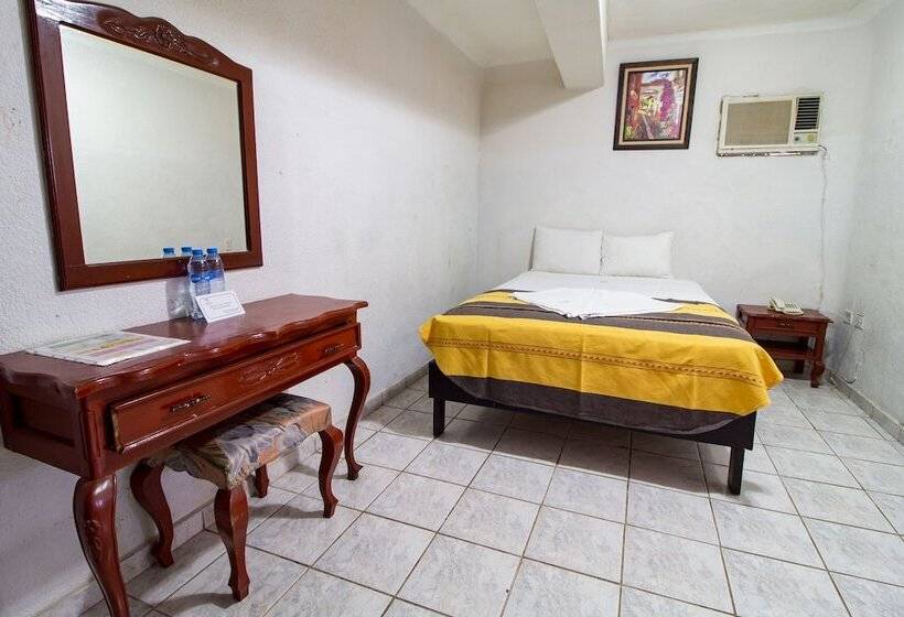 Отель El Español Centro Histórico