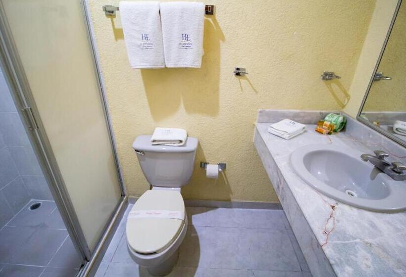 Отель El Español Centro Histórico