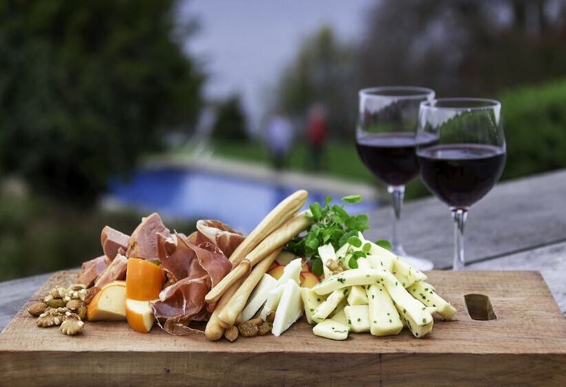 Отель Enjoy Puerto Varas