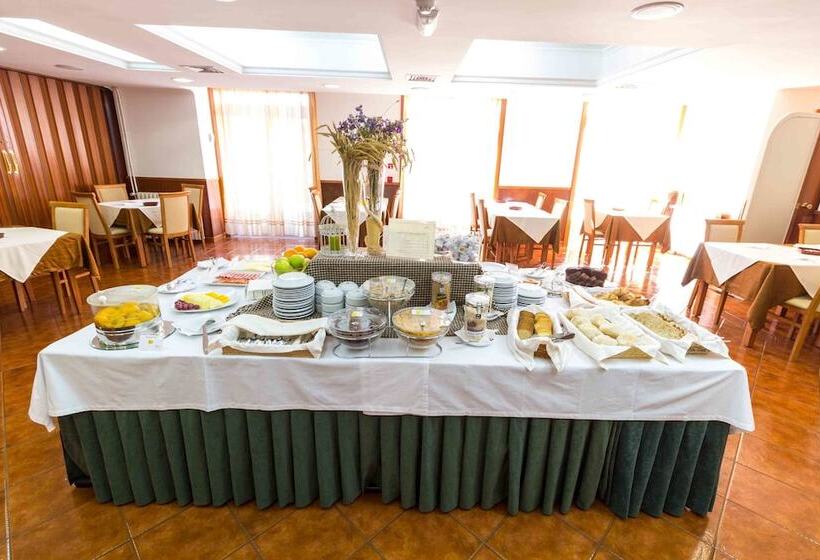 ホテル Eurosol Gouveia