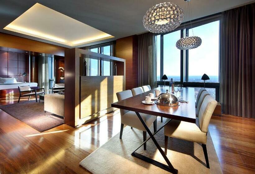 هتل Eurostars Madrid Tower