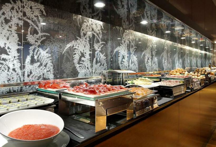 هتل Eurostars Madrid Tower