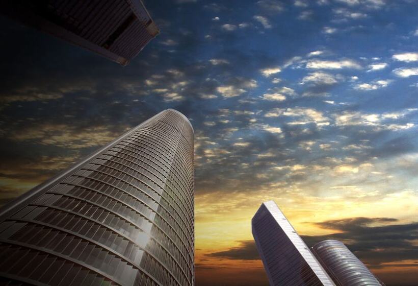 هتل Eurostars Madrid Tower