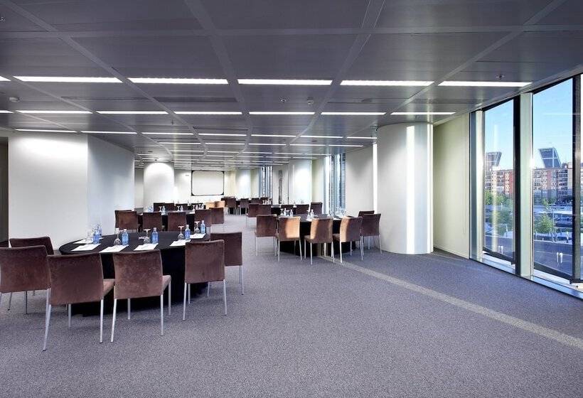 هتل Eurostars Madrid Tower