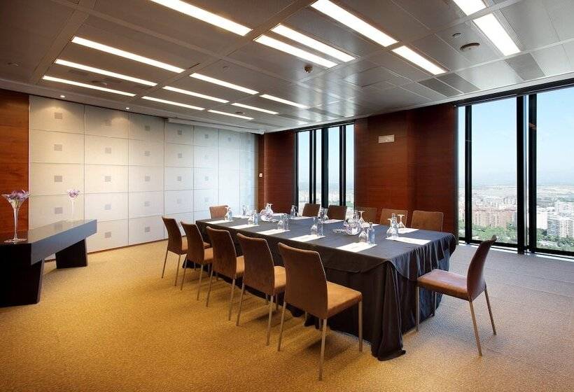 هتل Eurostars Madrid Tower