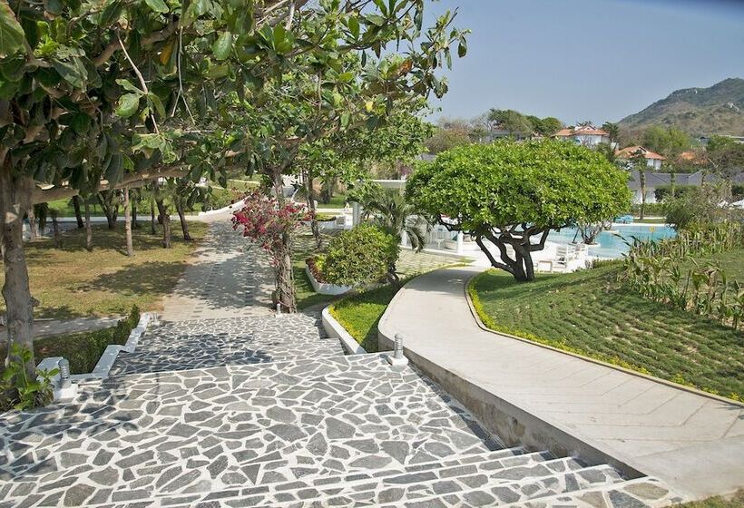 هتل Fleur De Lys Resort & Spa Long Hai