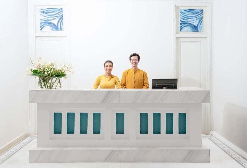 هتل Fleur De Lys Resort & Spa Long Hai