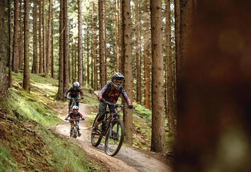 ホテル Garni Römerhof