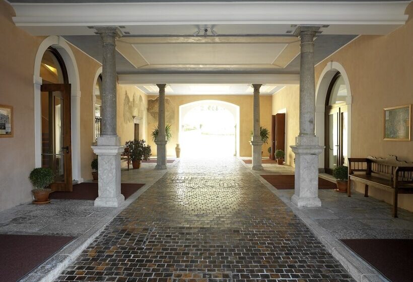 Grand Hotel Entourage   Palazzo Strassoldo