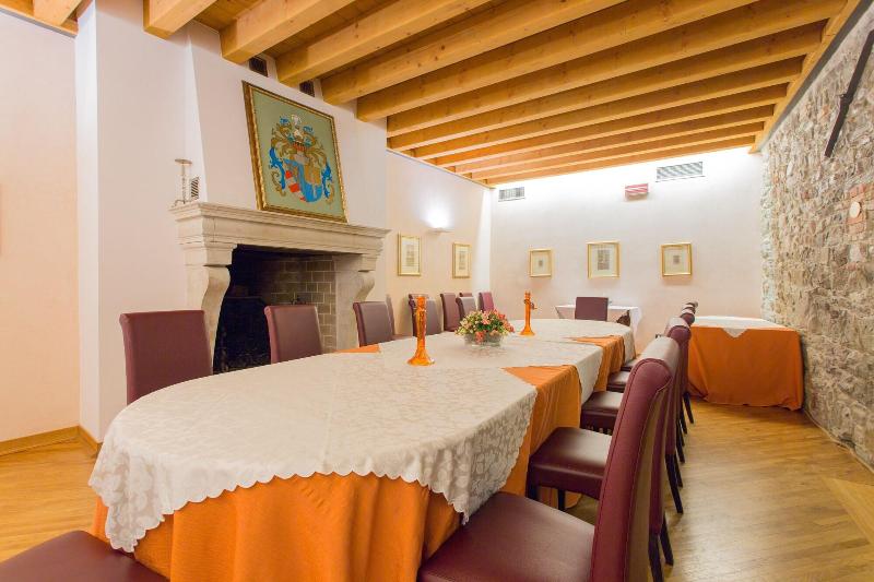 Grand Hotel Entourage   Palazzo Strassoldo