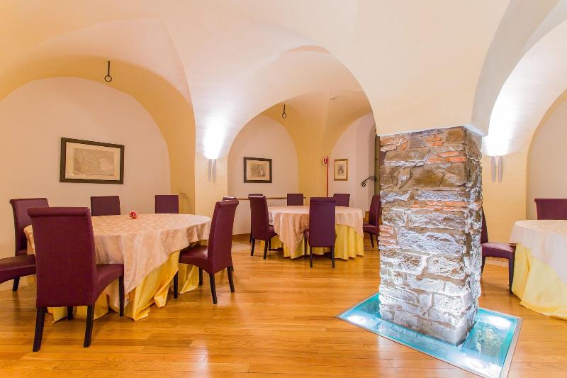 Grand Hotel Entourage   Palazzo Strassoldo