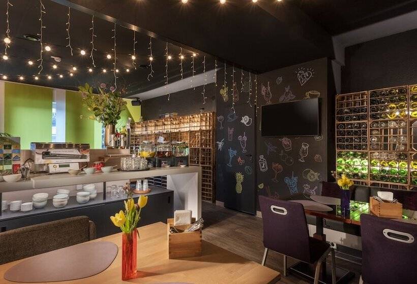 Отель Greet Berlin Alexanderplatz