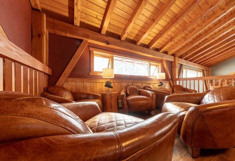 فندق Heather Mountain Lodge