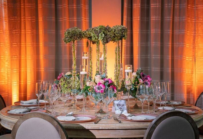 בית מלון כפרי Hodelpa Garden Court