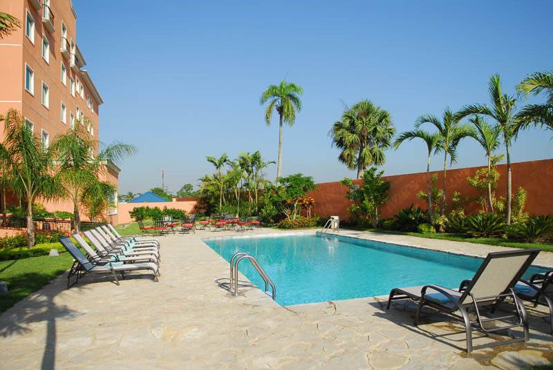 בית מלון כפרי Hodelpa Garden Court