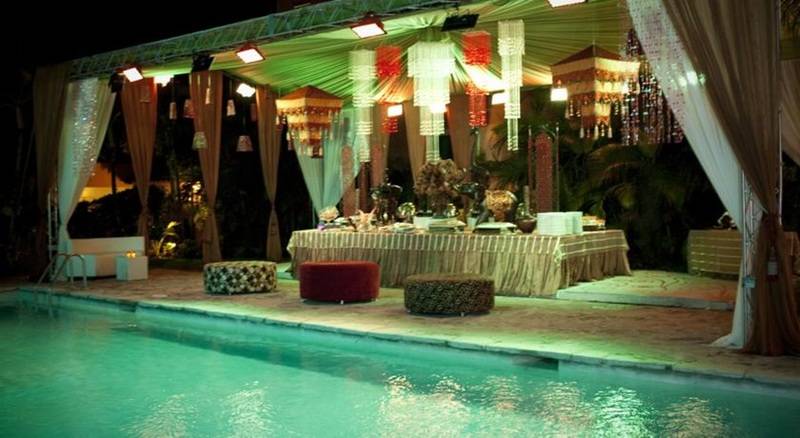 בית מלון כפרי Hodelpa Garden Court