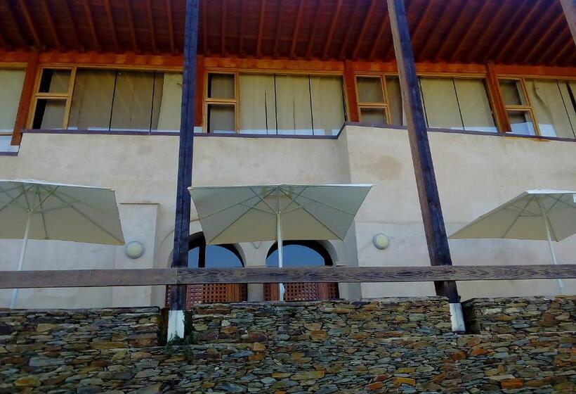 فندق Hospedería Conventual De Alcántara