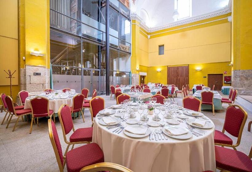 فندق Hospedería Conventual De Alcántara