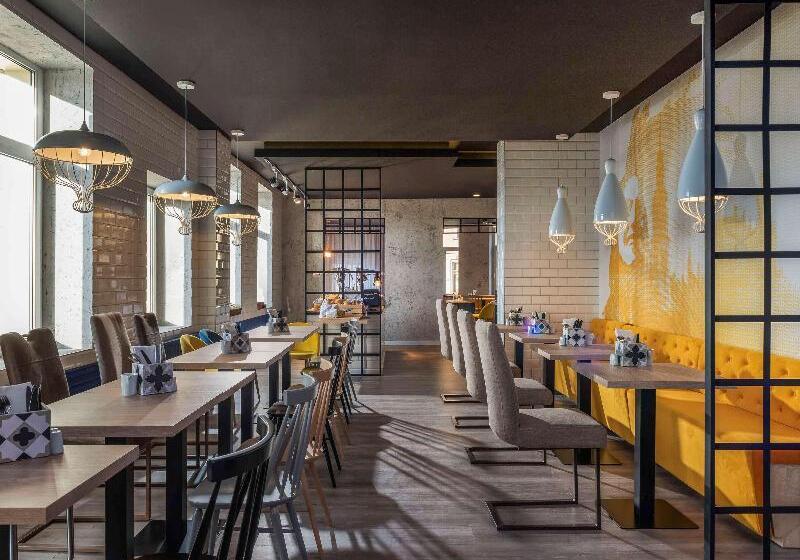 Отель Ibis Styles Dresden Neustadt