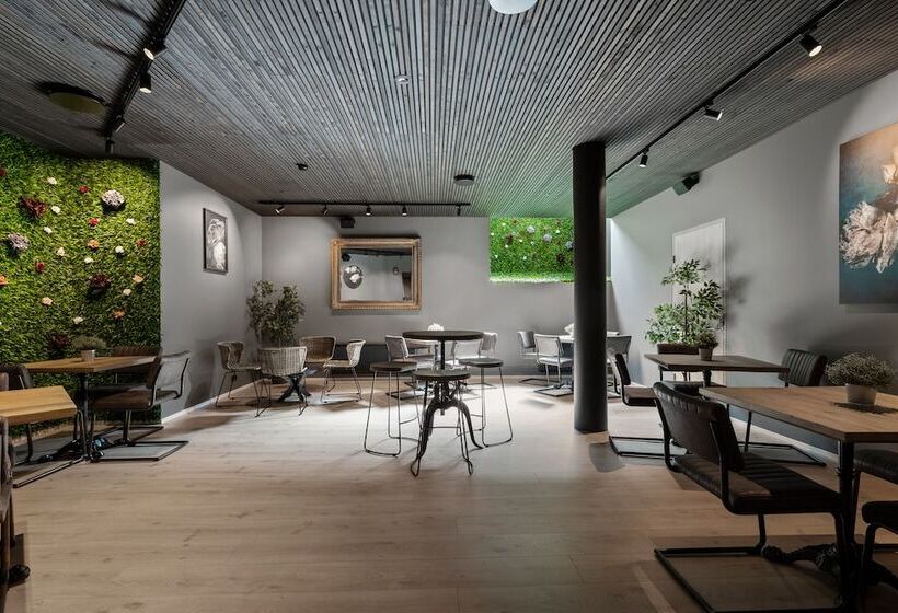 هتل ísland   Spa & Wellness