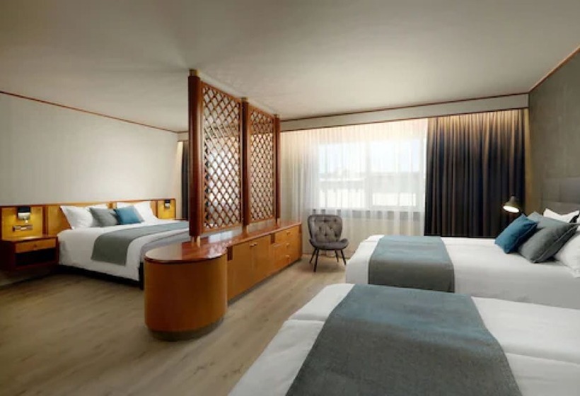 هتل ísland   Spa & Wellness