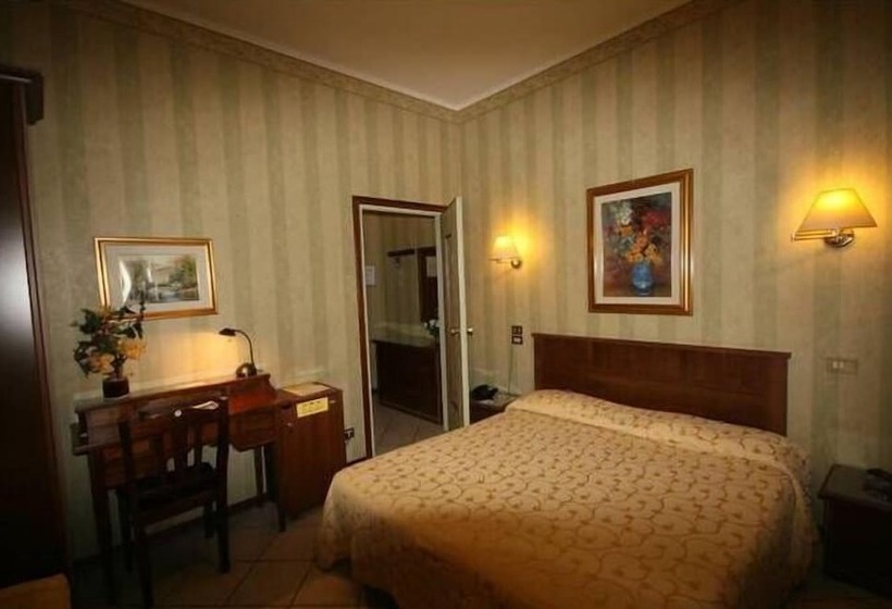 酒店 Italia City Center