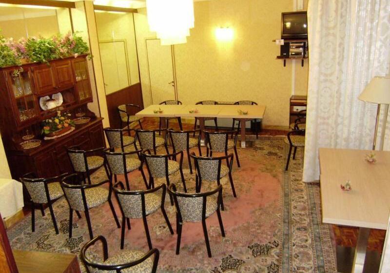 酒店 Italia City Center