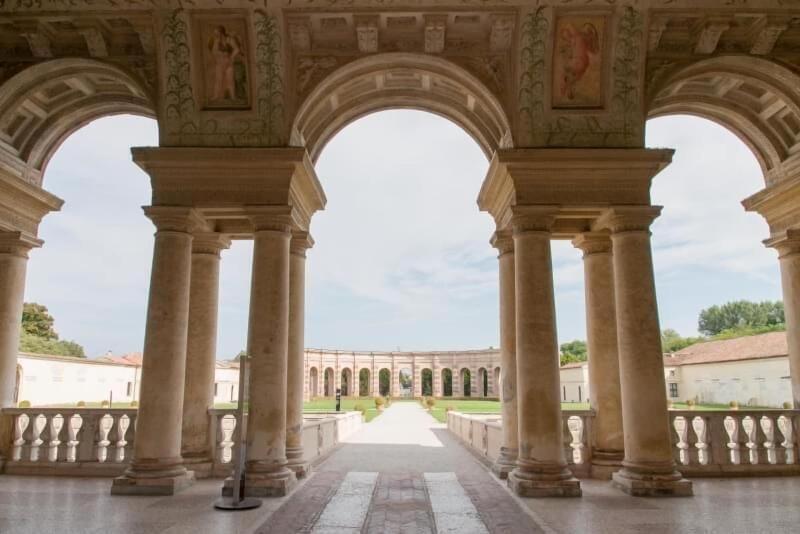 酒店 Italia City Center