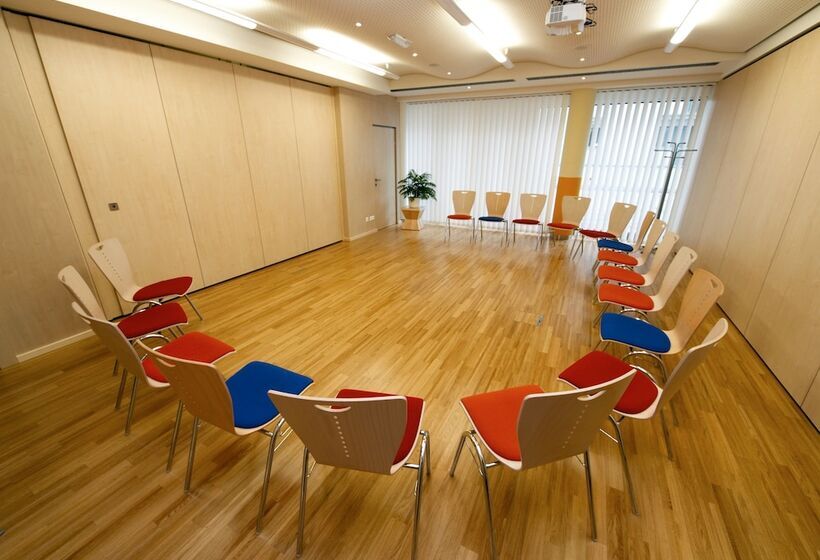 هتل Kolping Wien Zentral