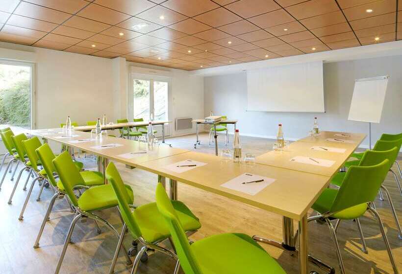 בית מלון כפרי Kyriad Tours   Joué Lès Tours