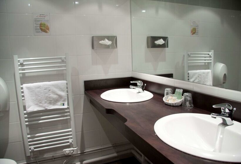 בית מלון כפרי Kyriad Tours   Joué Lès Tours