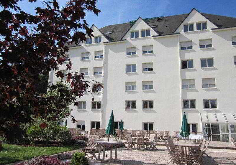 בית מלון כפרי Kyriad Tours   Joué Lès Tours