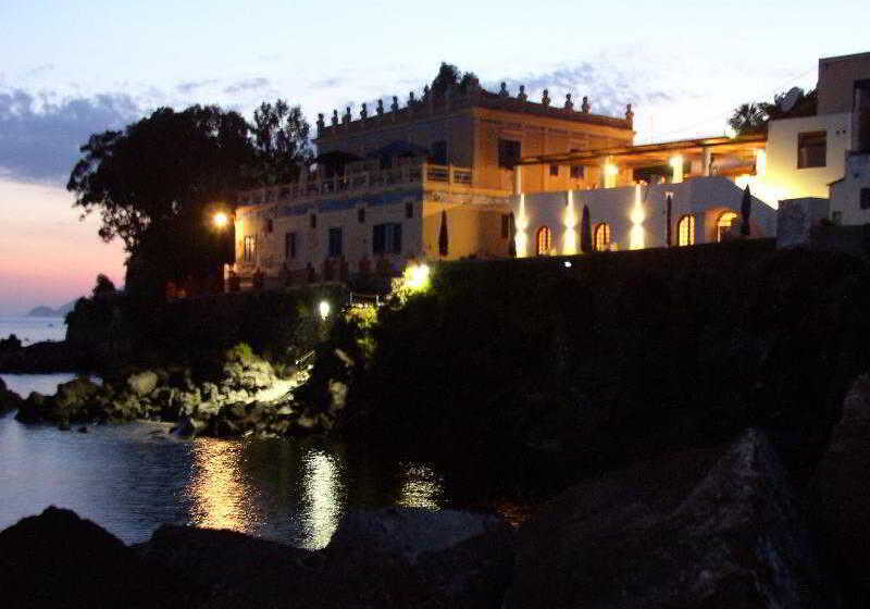 فندق L Ariana Isole Eolie   Una Esperienze