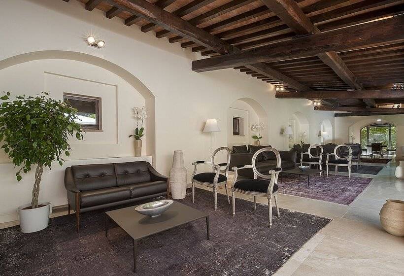 בית מלון כפרי La Reggia Sporting Center